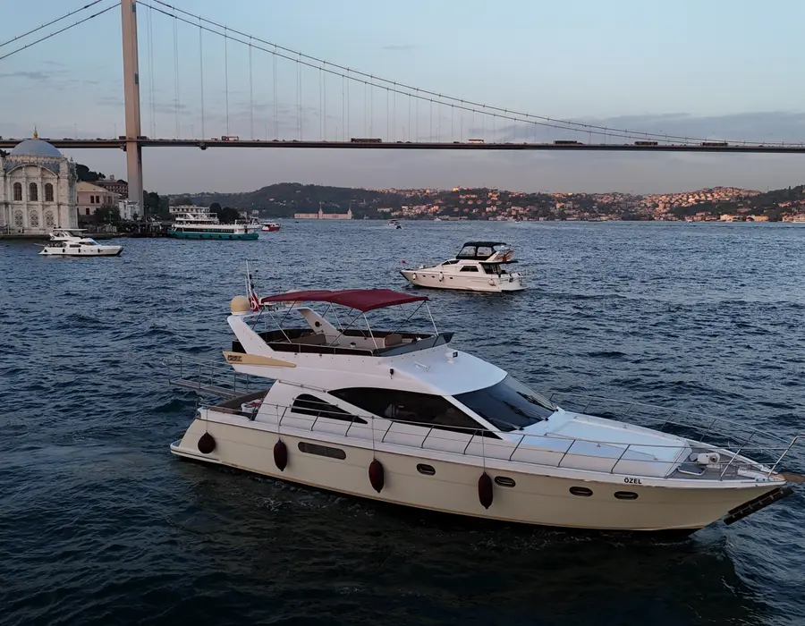 ÖZEL ( ALKOLSÜZ YAT KİRALAMA) Fotoğraf 3