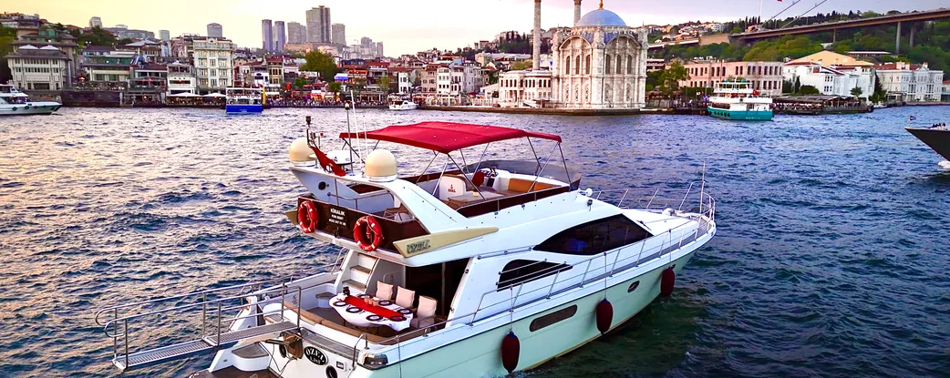 ÖZEL ( ALKOLSÜZ YAT KİRALAMA) Fotoğraf 1
